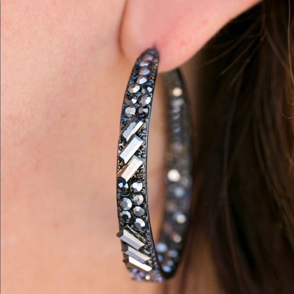 paparazzi Jewelry - Glitzy By Association - Black Hematite